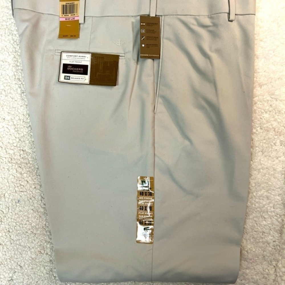 Dockers Premium Comfort Relaxed Fit Khaki w/Custom Waistband Flat Front Pants 40